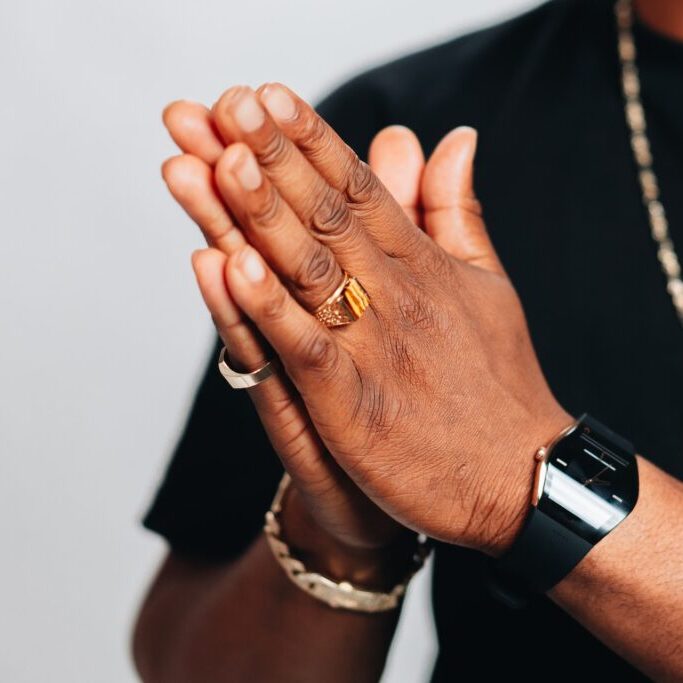 jacob-vega-H9Nv9So1EEg-unsplash